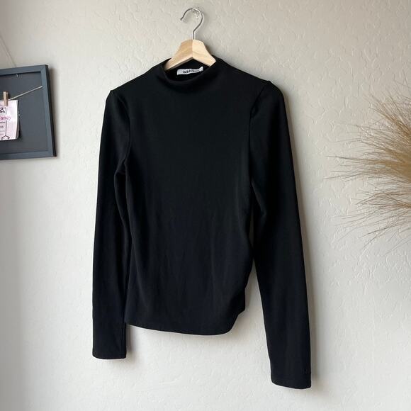 OddMuse The Ultimate Muse Black Long Sleeve Knitted Ruched Top Size Small - Picture 3 of 9